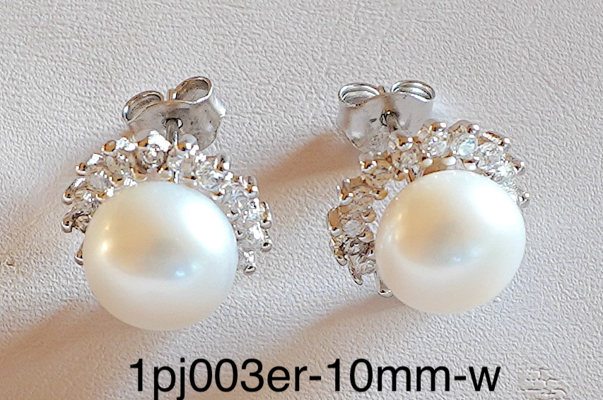 Gray freshwater pearl on sale earrings