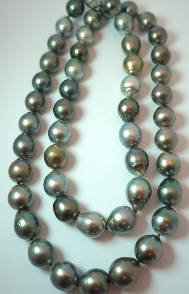 Tahitian pearls long necklace large oval dark green and light grey ...